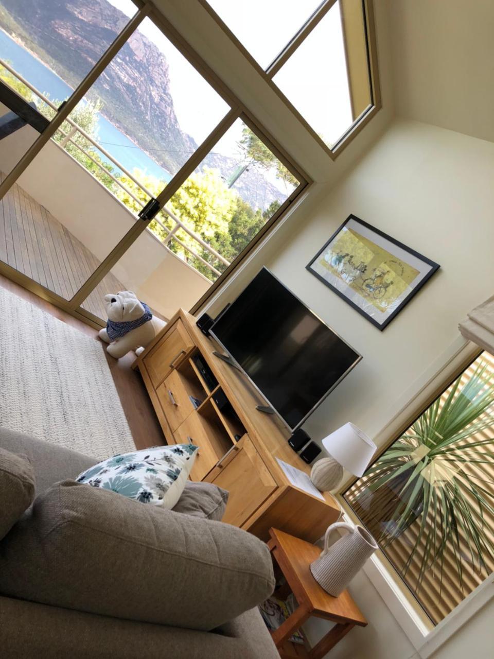 Freycinet Beach House Coles Bay Bagian luar foto